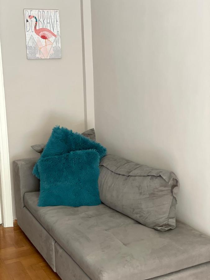 Vivian Modern Apartment Атина Екстериор снимка